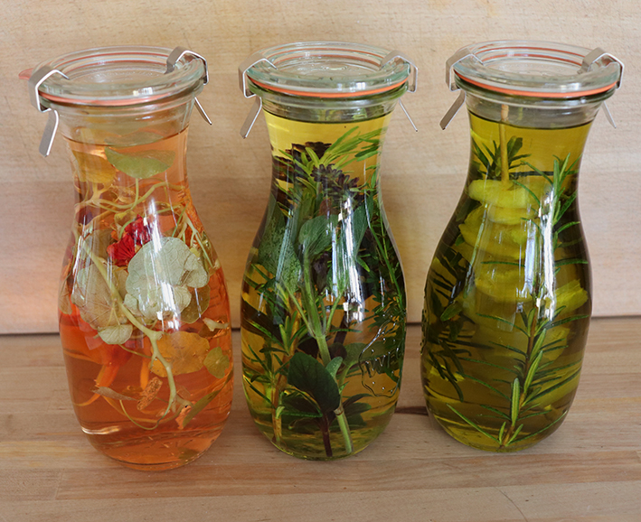 Kräuteressig und Kräuteröl - garten für alle